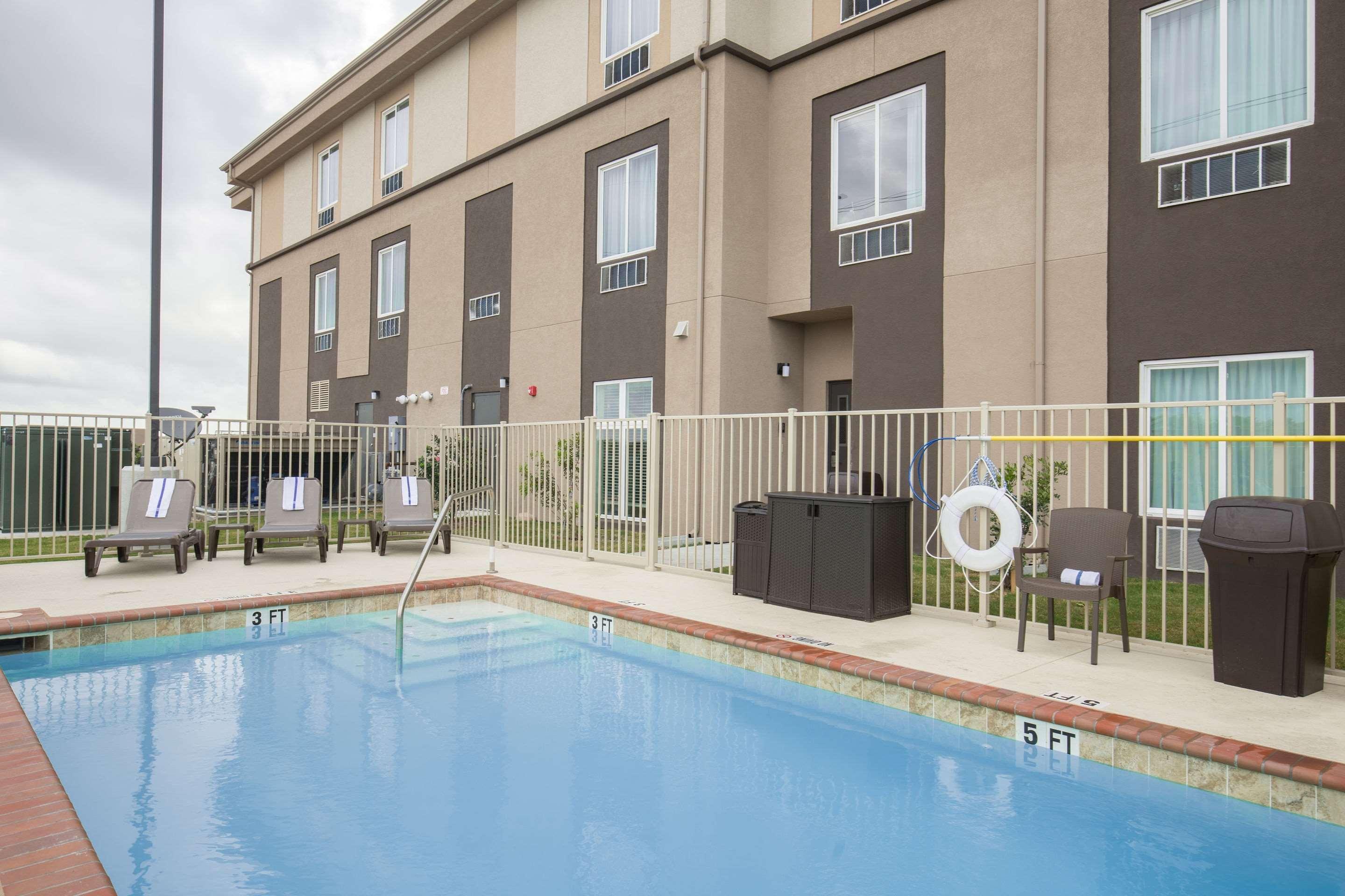Sleep Inn & Suites Ingleside Bagian luar foto